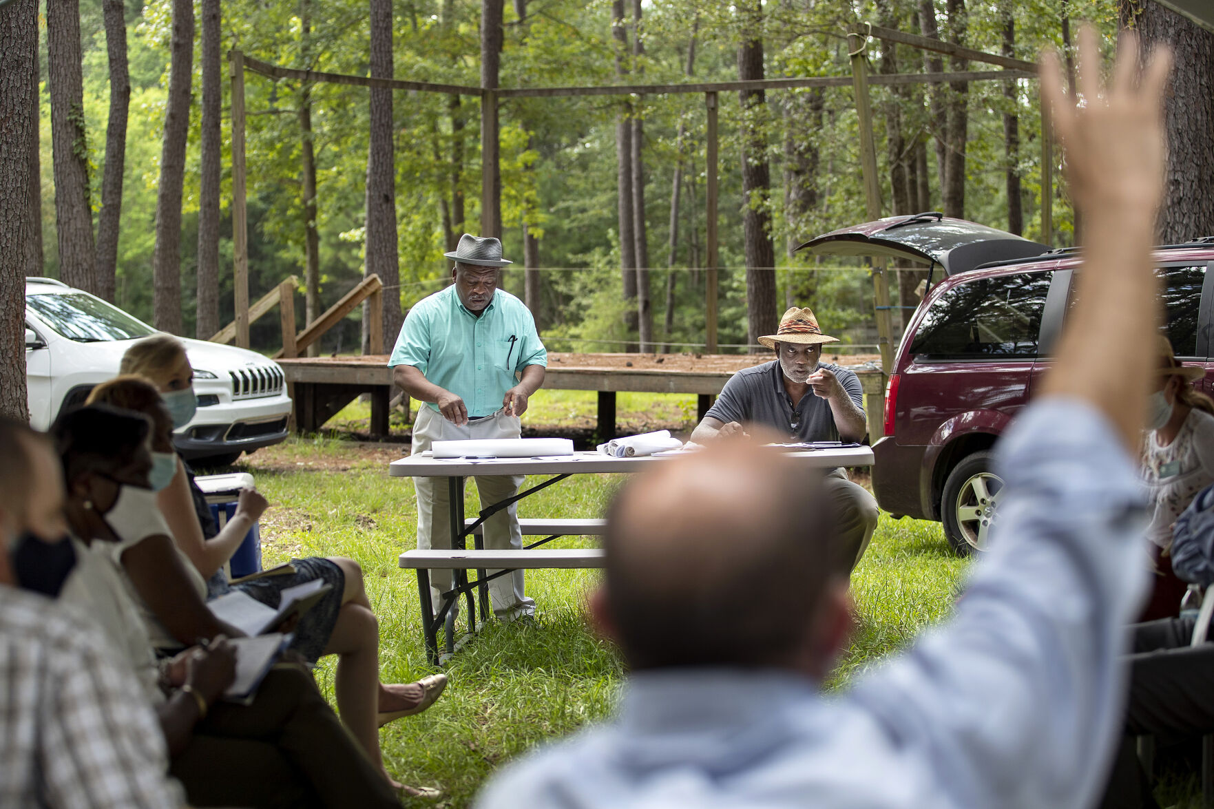 Community meeting.jpg (copy)